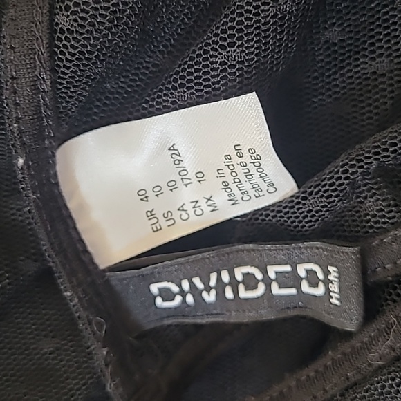 H&M - Lace Dress - Picture 2 of 9